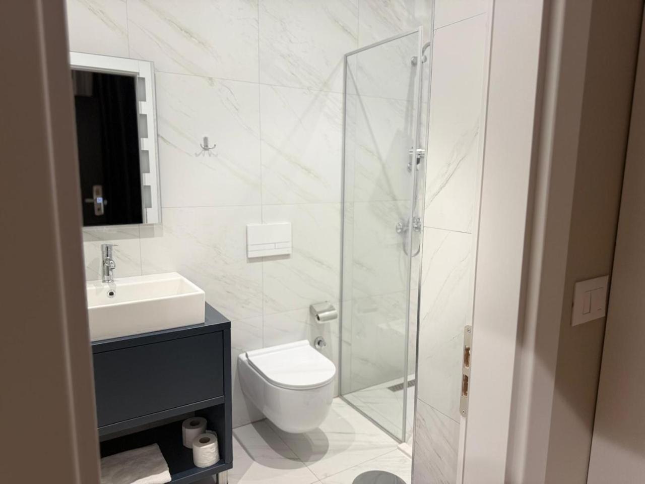 Vh Eurostar Center 2 Congress & Hotel 4*