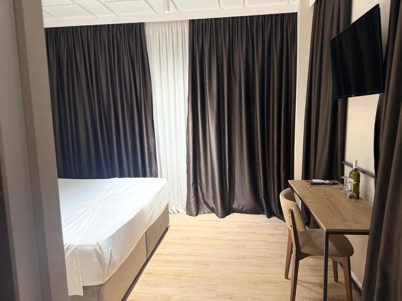 Hotel Vh Eurostar Center 2 Congress & Tirana
